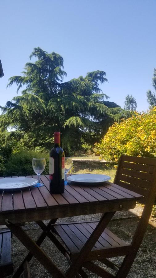 Chambres Et Gite Dans Un Lieu Calme Et Champetre Gourge Les Grippeaux Proche Parthenay Kültér fotó