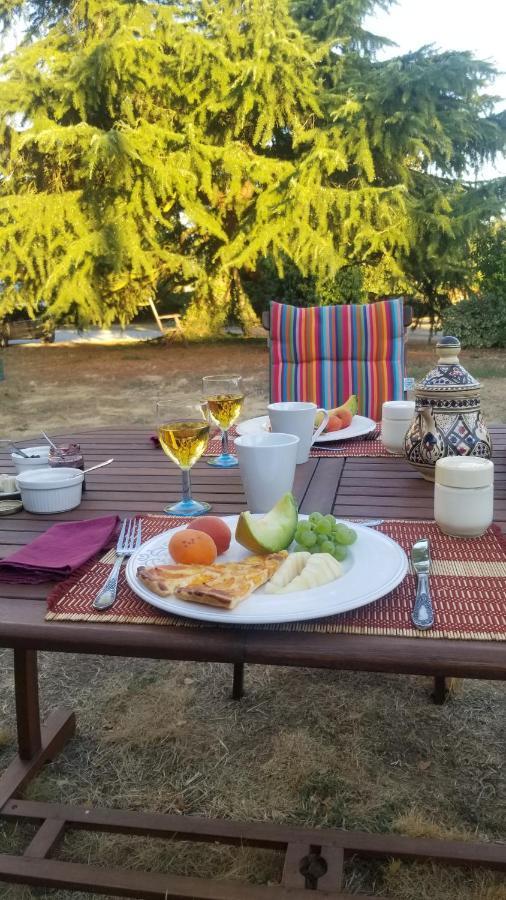 Chambres Et Gite Dans Un Lieu Calme Et Champetre Gourge Les Grippeaux Proche Parthenay Kültér fotó